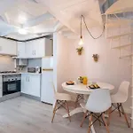 Duplex Lx Factory 2 Bedroom - Patio - Free Parking Lissabon