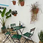 Duplex Lx Factory 2 Bedroom - Patio - Free Parking * Lissabon