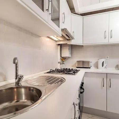 Duplex Lx Factory 2 Bedroom - Patio - Free Parking *